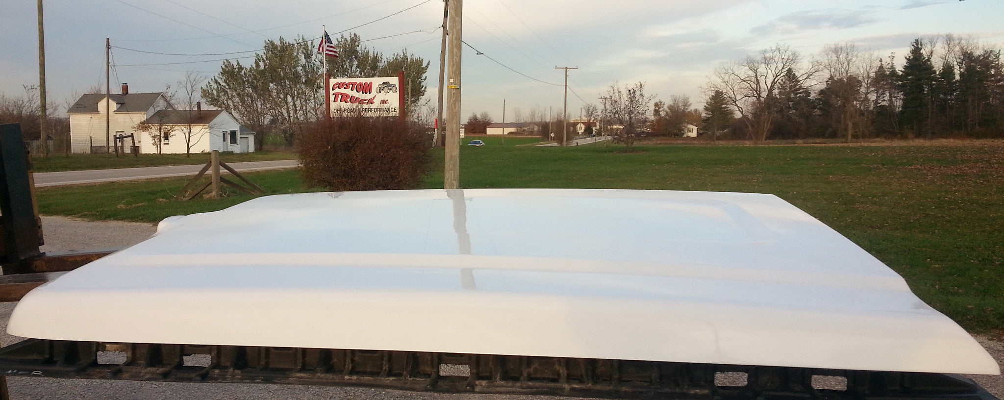 Used A.R.E. 6.5' LSII Fiberglass Tonneau Bed Cover- 09-14 Ford F-150 6.5' Standard Bed (LIDRK05)