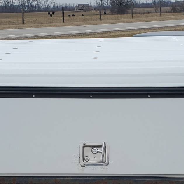 Used Unicover 6.5' Pro Series Contractor Truck cap - 15-20 Ford F-150 (EZ07A)