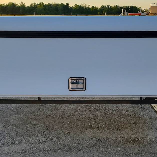 ARE DCU used 6.9'Cab High 26" Truck Cap- 17-22 Ford F250/F350/F450 (23B)