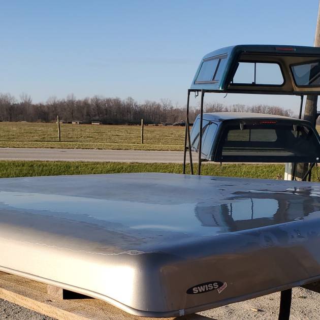 Used Swiss 6.8' Patriot Bed Cover Truck Cap- 99-07 Ford F250/F350/F450 (21C)