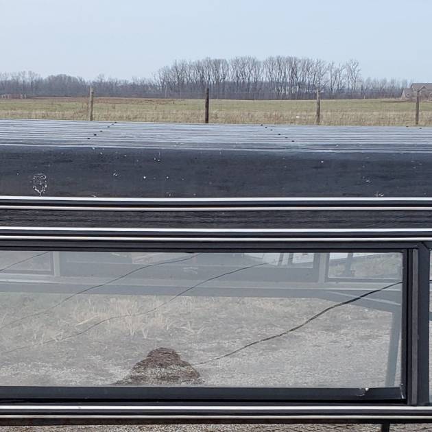 Used Swiss 8' Cab High L/D Aluminum Truck Cap- 99-07 Ford F250/F350/F450 (22C)