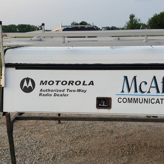 Used Swiss HDU 6.5' Aluminum 23" cab High Truck Cap- 84-96 97-04 11 Dodge Dakota S/B (EZTRAILER9)