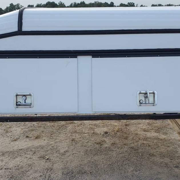 Used Swiss HDU contractor 23"-30" wedge Truck Cap Topper for 20-25 Chevy Silverado/Sierra HD 6.7' (EZ25C)