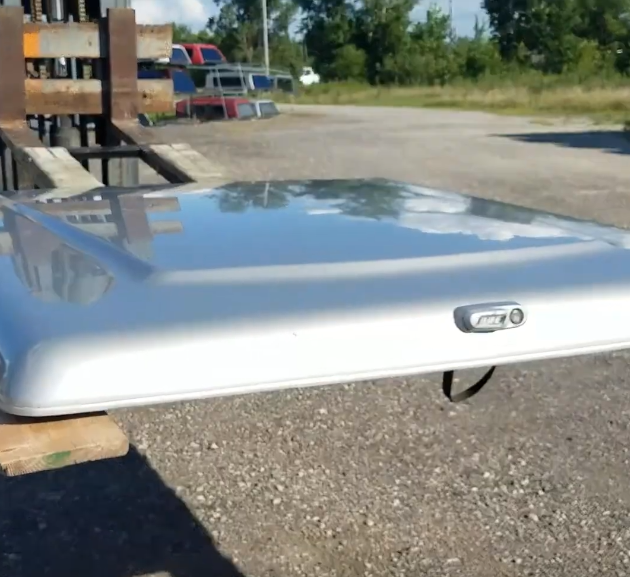 ARE Used 6.5' Fiberglass Lid Cover for 97-03 Ford F-150 (EZLDRK1B)